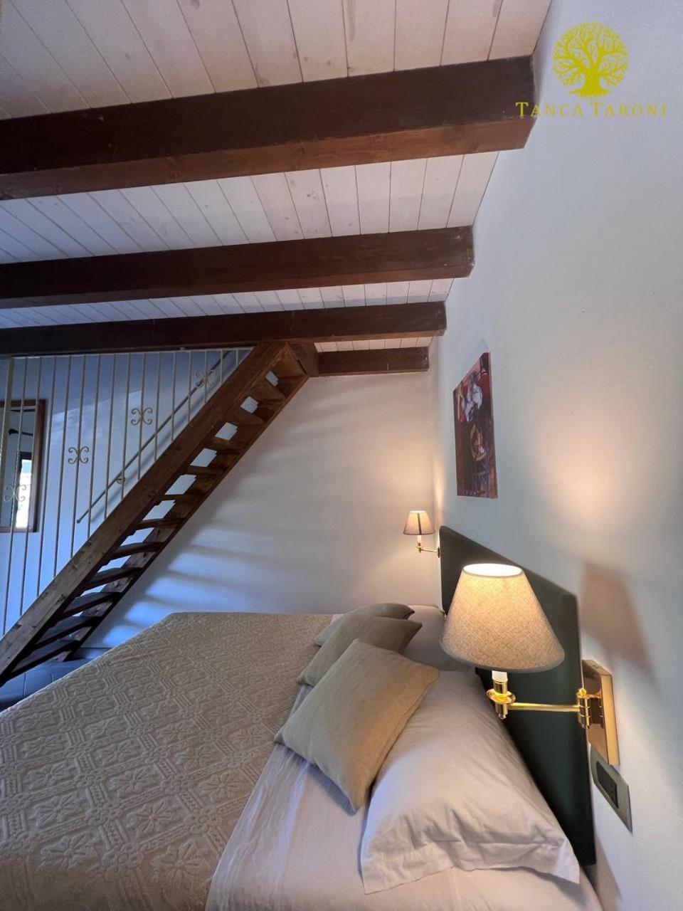 Agriturismo Bed And Breakfast Tanca Taroni Telti Экстерьер фото
