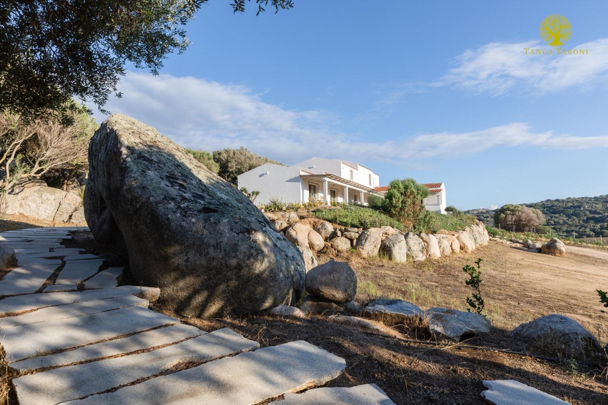 Agriturismo Bed And Breakfast Tanca Taroni Telti Экстерьер фото