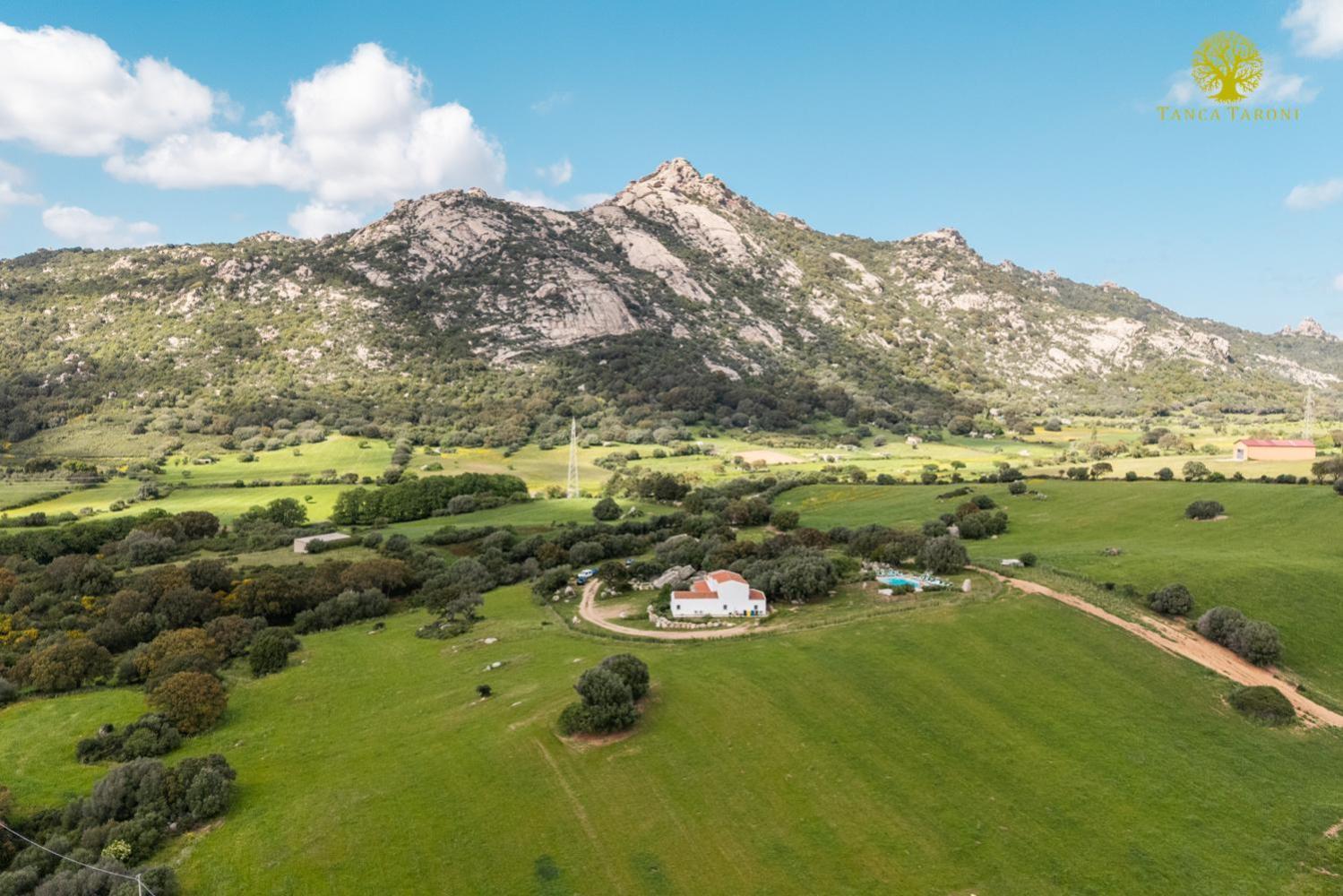 Agriturismo Bed And Breakfast Tanca Taroni Telti Экстерьер фото